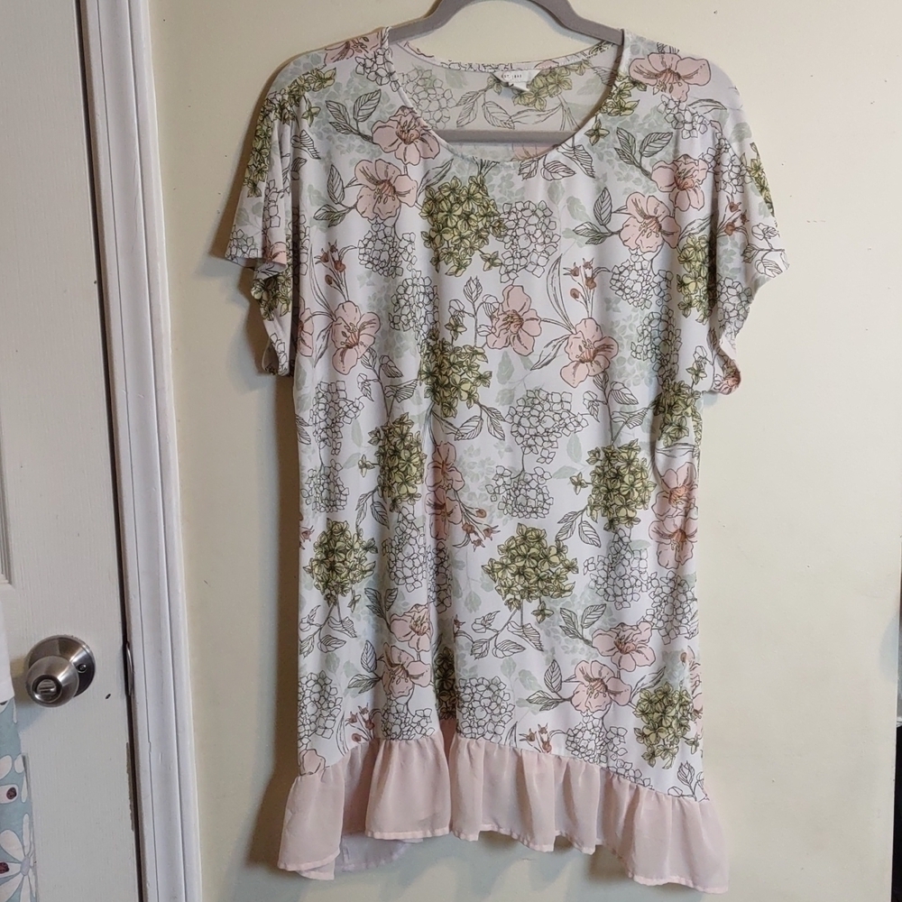 Est. 1946 Floral Tunic Top